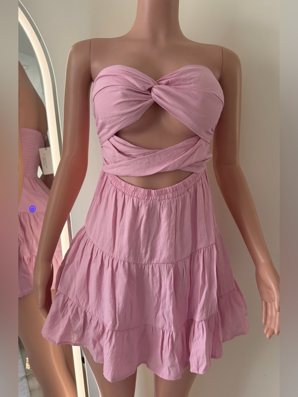 Strapless Twist Cutout Summer Dress in Light Pink